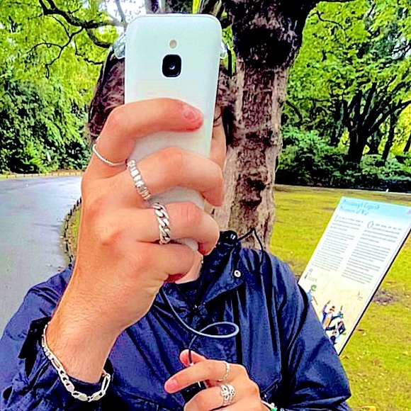 Meet your Posher, Mike - Picture 1 of 1